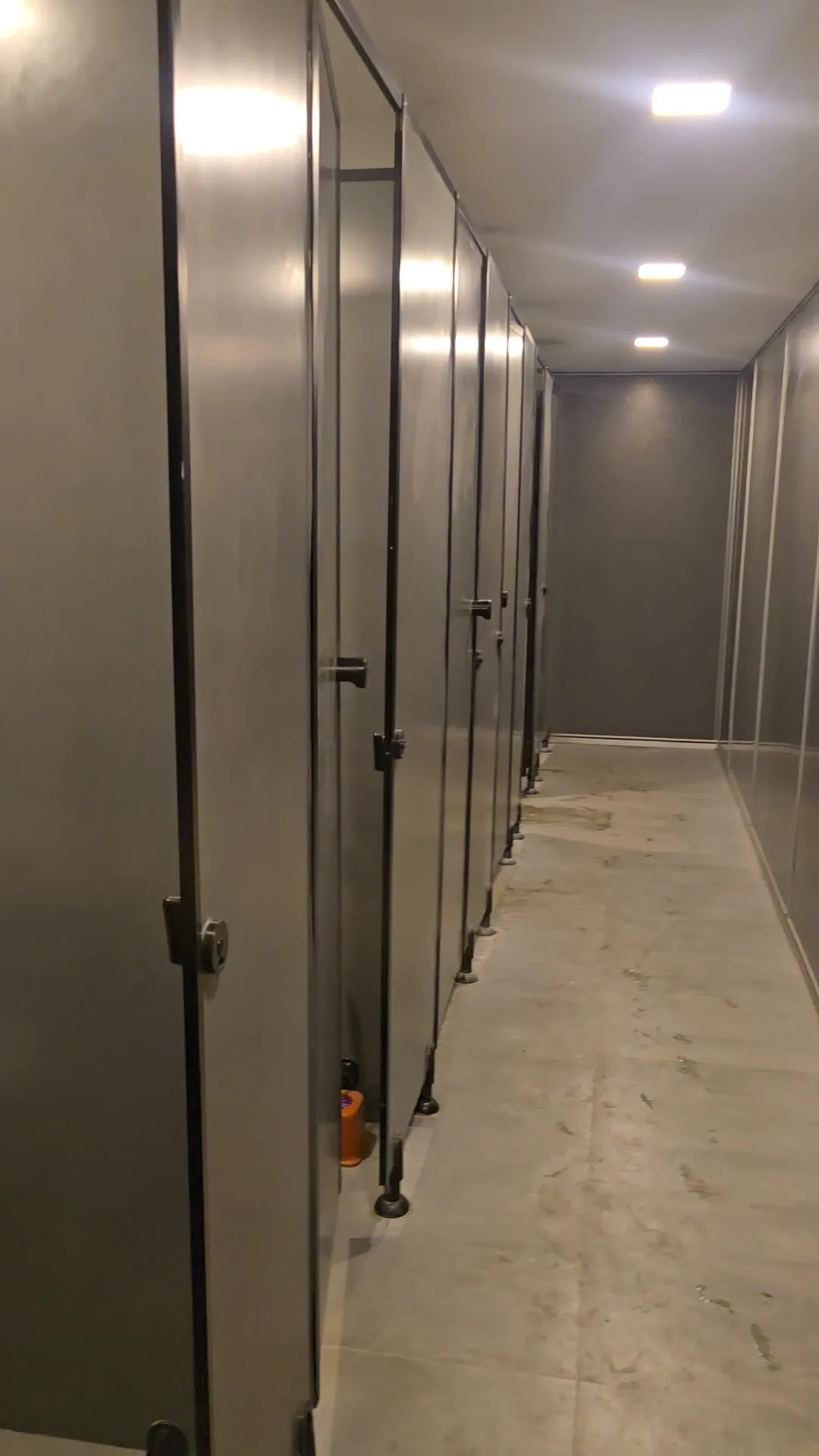 Restroom Partition Assembly